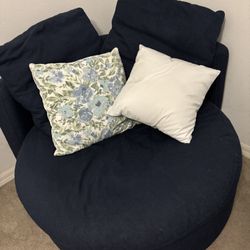 Big, blue Comfy Chair