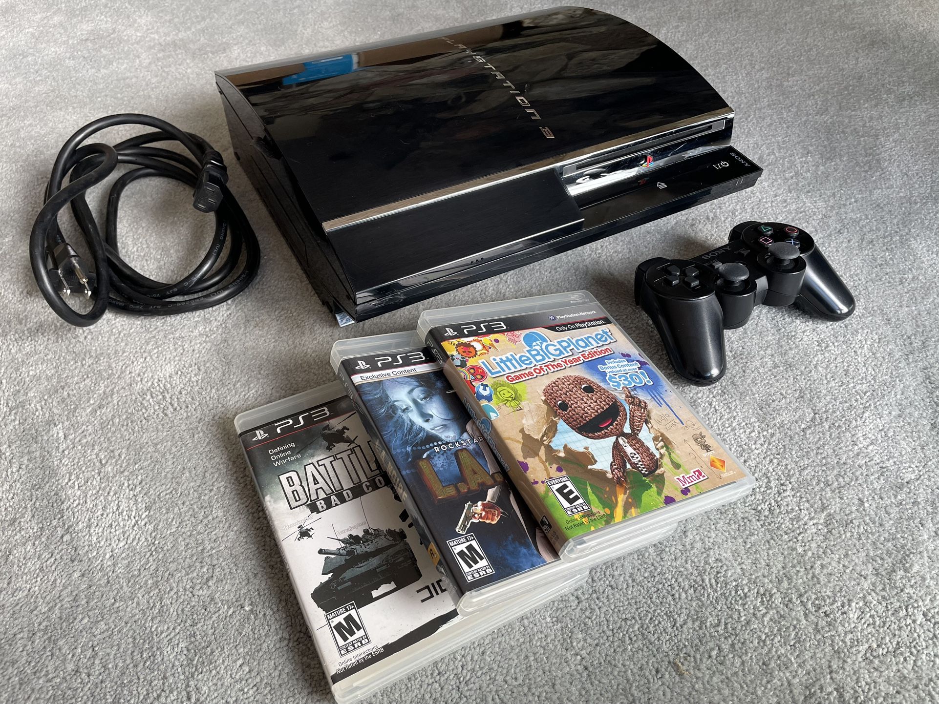 backward compatible PlayStation 3 model CECHE01 ***PLEASE READ