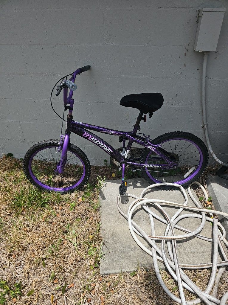 Kids Bike Like New Purple Bicycle