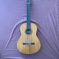 Yamaha CG142S Classical Guitar