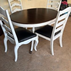 Dining Table And 4 Chairs 