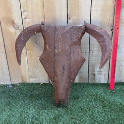 Rustic Metal Hanging Steerhead 