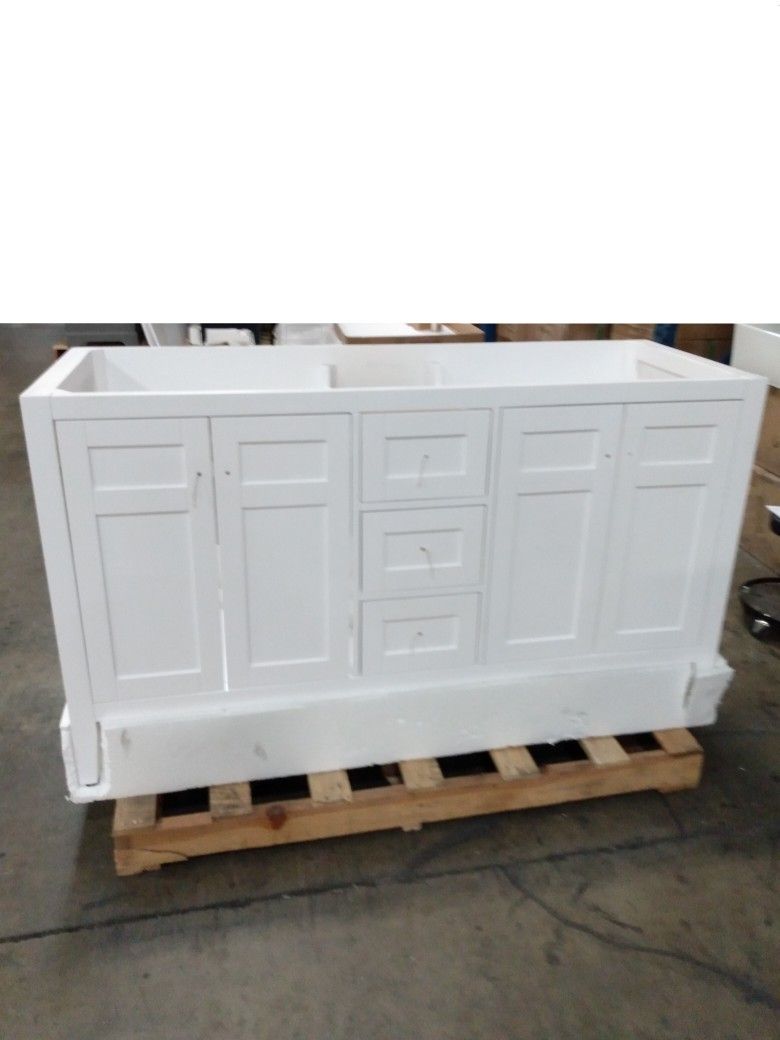 60" White Bath Vanity OU284 for Sale in Rancho Cucamonga, CA OfferUp