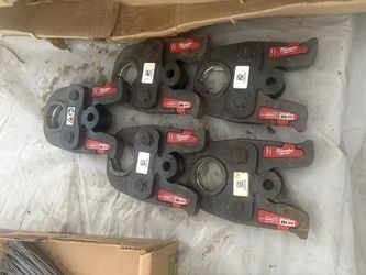 1-1/2 Press Jaw M18