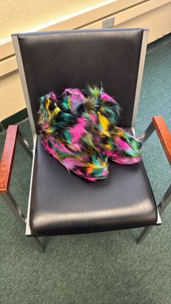 8.5 brand new multicolor boots