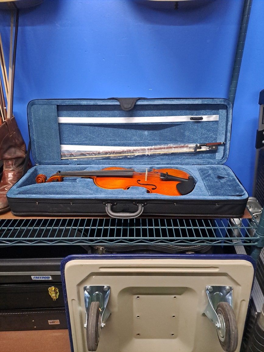Paititi 4x4 Violin
