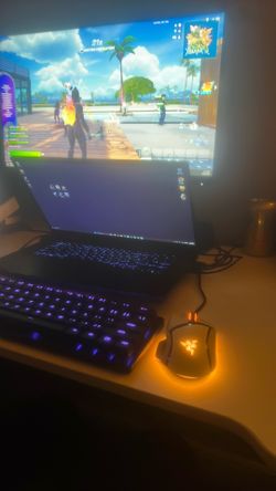 Razer laptop Razer mouse Razer keyboard and monitor