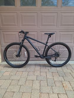 SPECIALIZED ROCKHOPPER ELITE 29 ER 1 X 10 SPEED AIR SHOCK ROCKSHOX LOCKOUT FRONT SUSPENSION ( CHECK MY OTHER BIKES)
