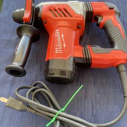 Milwaukee 5268-21 1-1/8"  Corded Rotary Hammer Drill