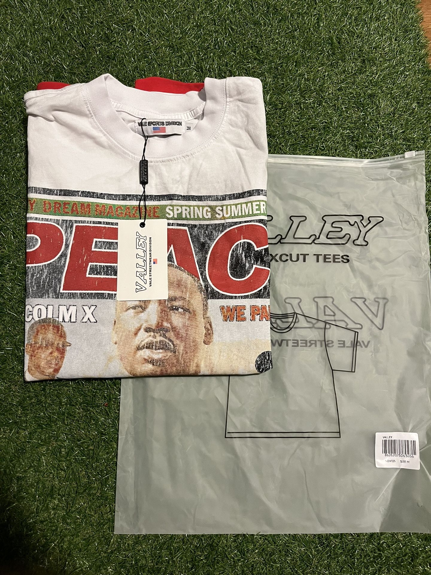 *BRAND NEW* VALE SPORTS DIVISION SHIRT “MLK PEACE” M