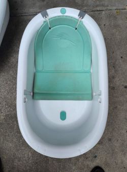 Baby Bath Tub with Infant Insert