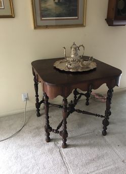 Parlor table