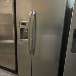Refrigerator works great I sell appliances all the time