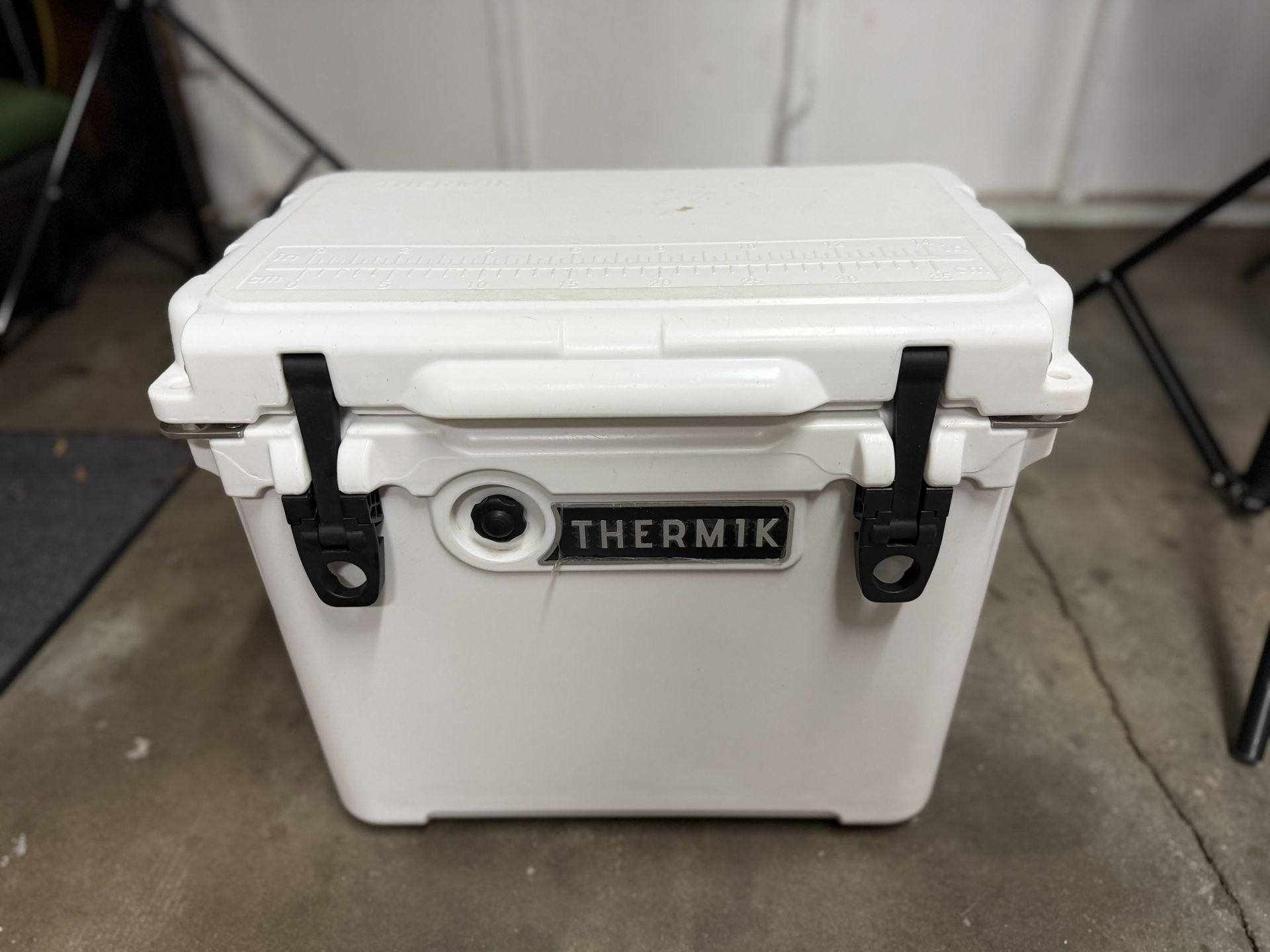Thermik High Performance Roto-Molded Cooler, 25 qt, White