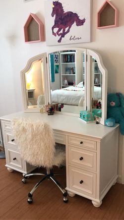 Teen furniture