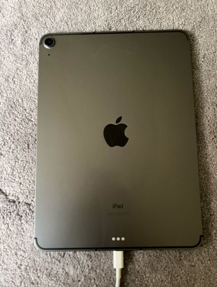 iPad air 4th generation 64GB WiFi and Cellular, in Space Gray Fully Unlocked