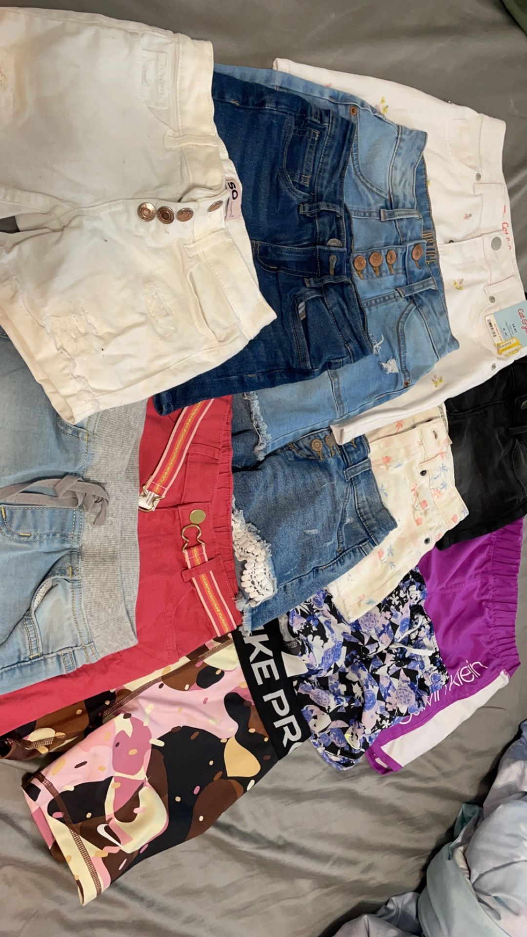 Girls Size 8 Lot !!  Over 100 Items 