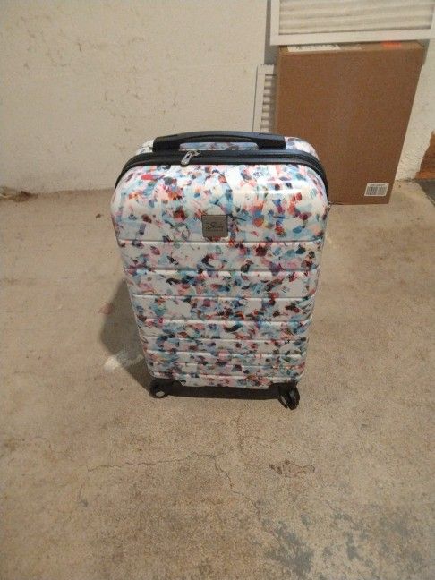 Carry On Luggage On Wheels