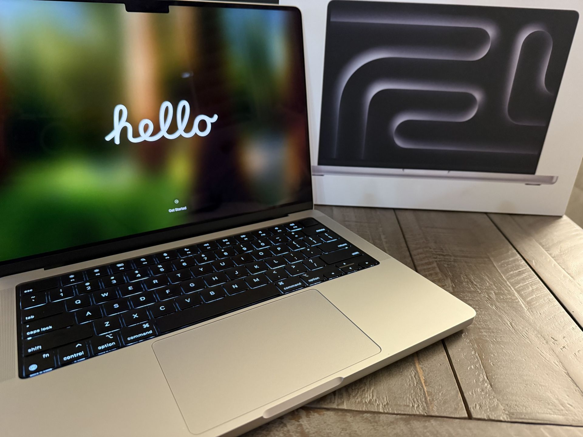 New Open Box Apple MacBook Pro 14” M4 Pro 24gb Ram 512gb AppleCare Plus