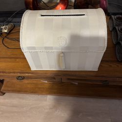 Elegant Gift Card Box
