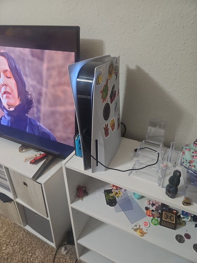 PS5 Not The Slim (latest Release)