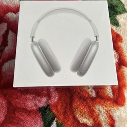 Apple AirPods Max Wireless Over-Ear Headset - Silver