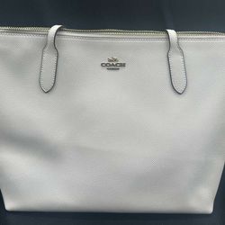 Coach Leather Tote Shoulder bag purse Creme