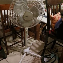 Metal Made Fan Not Cheap Plastic Swivels 3 Speeds 18 Firm Look My Post Alot Item