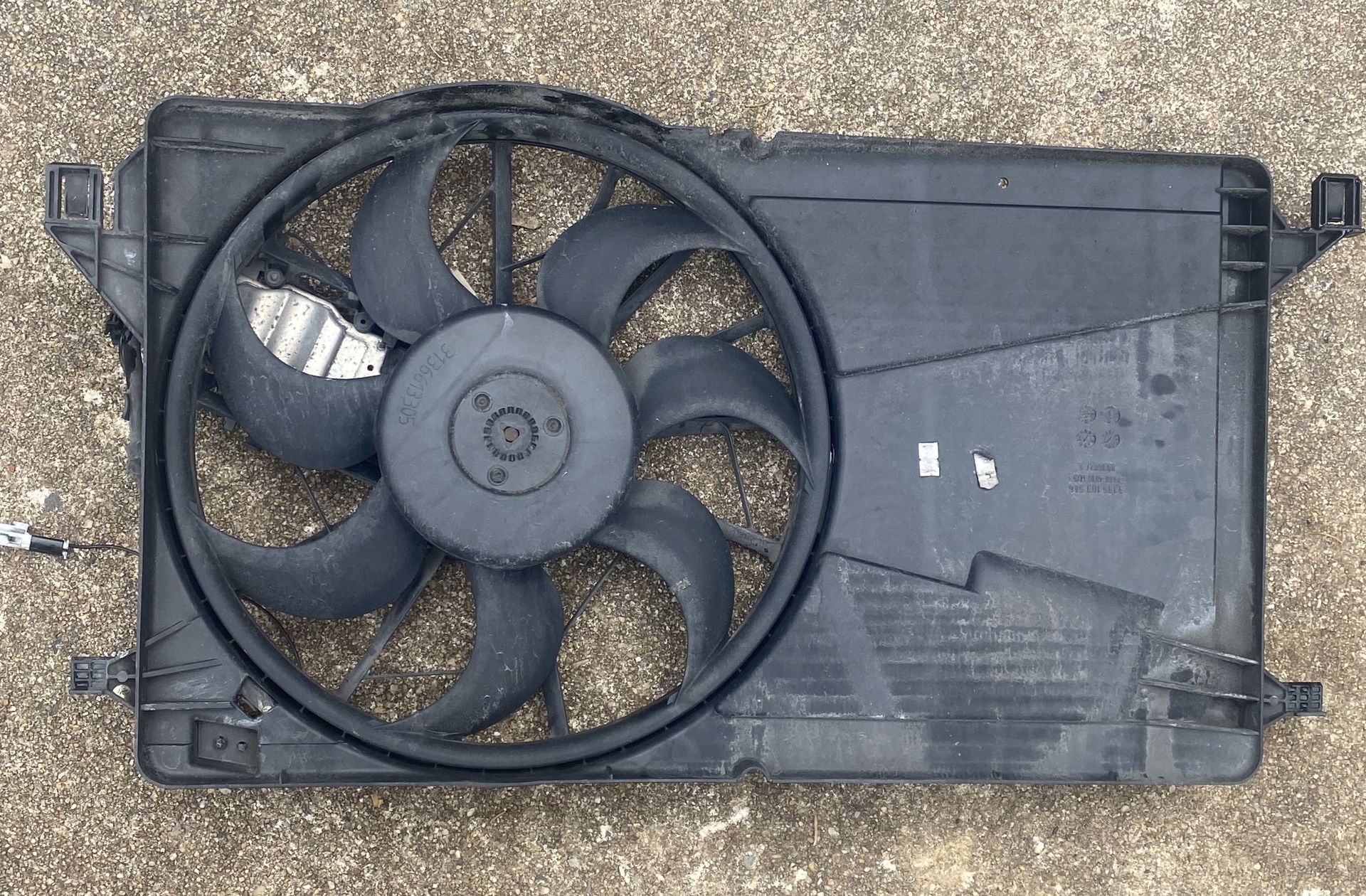 Mazda 3 (2004-2009) Radiator Fan Assembly