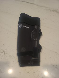 Elbow Brace, Donjoy