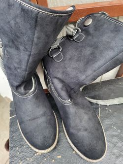 Women Boots 9,5
