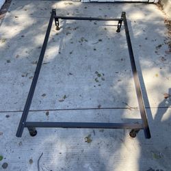 Twin Or Full Adjustable Bedframe 