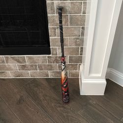 Louisville Slugger Select PWR (-3) is a top-tier hybrid BBCOR bat, featuring a 33-inch length, 30 oz weight, and a 2 5/8" barrel