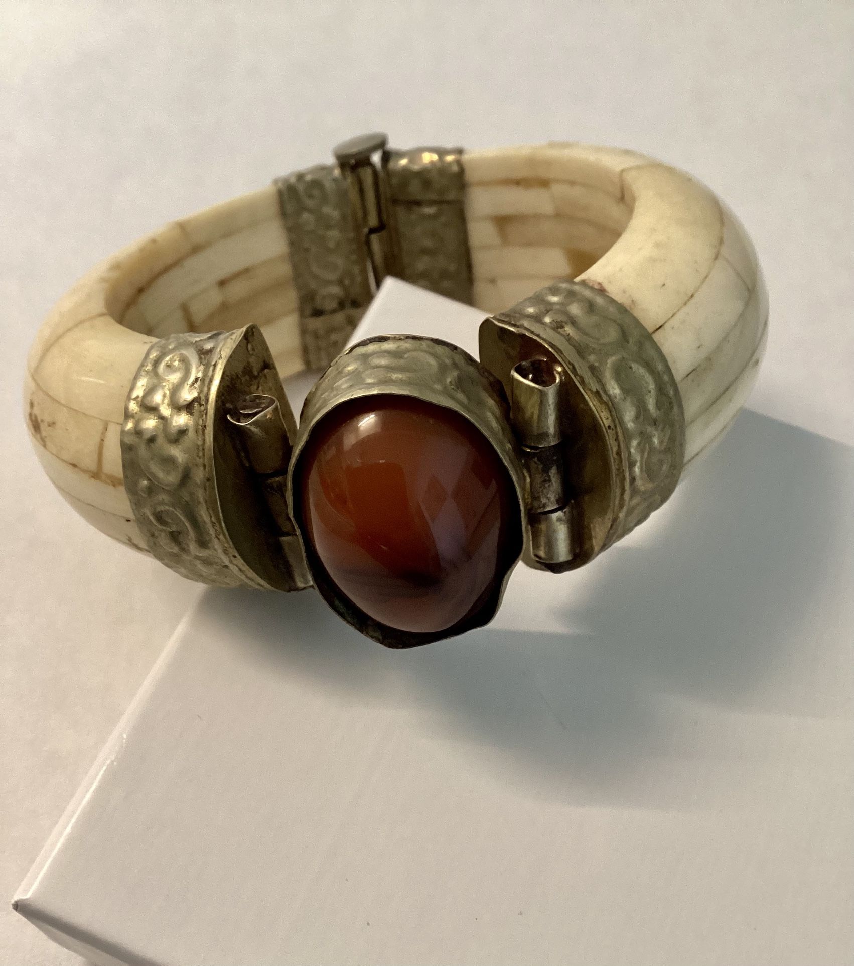 Women’s Cuff Bracelet Bone And Silver Tone With Stone Made In India