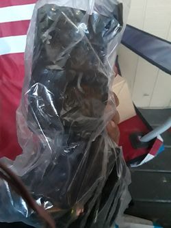 3 Sinturones de camioneta Nissan.