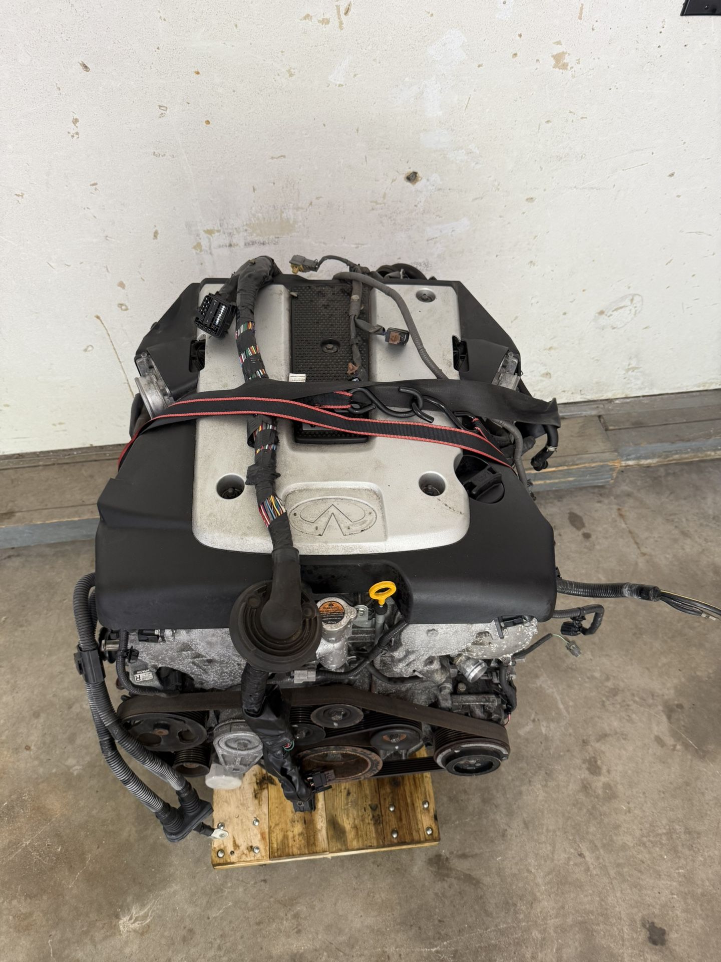 Infiniti VQ37HR Engine