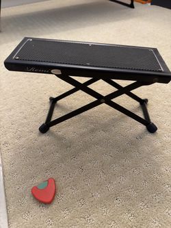 adjustable guitar foot rest + small accessory