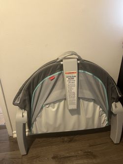 Fisher Price On The Go Playpen 