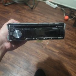 A car cd player for sale pioneer 