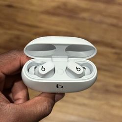 Beats Studio Buds