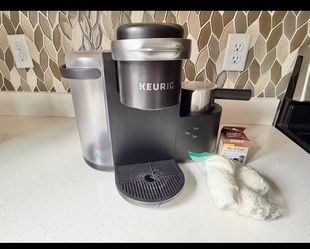 Keurig K‑Cafe Coffee Maker + Milk Frother + Reusable My K‑Cup