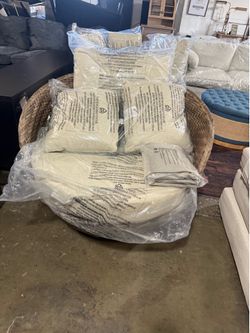 Beautiful outdoor wicker moratorium chair with boucle cushions and drawstring cover by Barrimore Matron Porcini, new