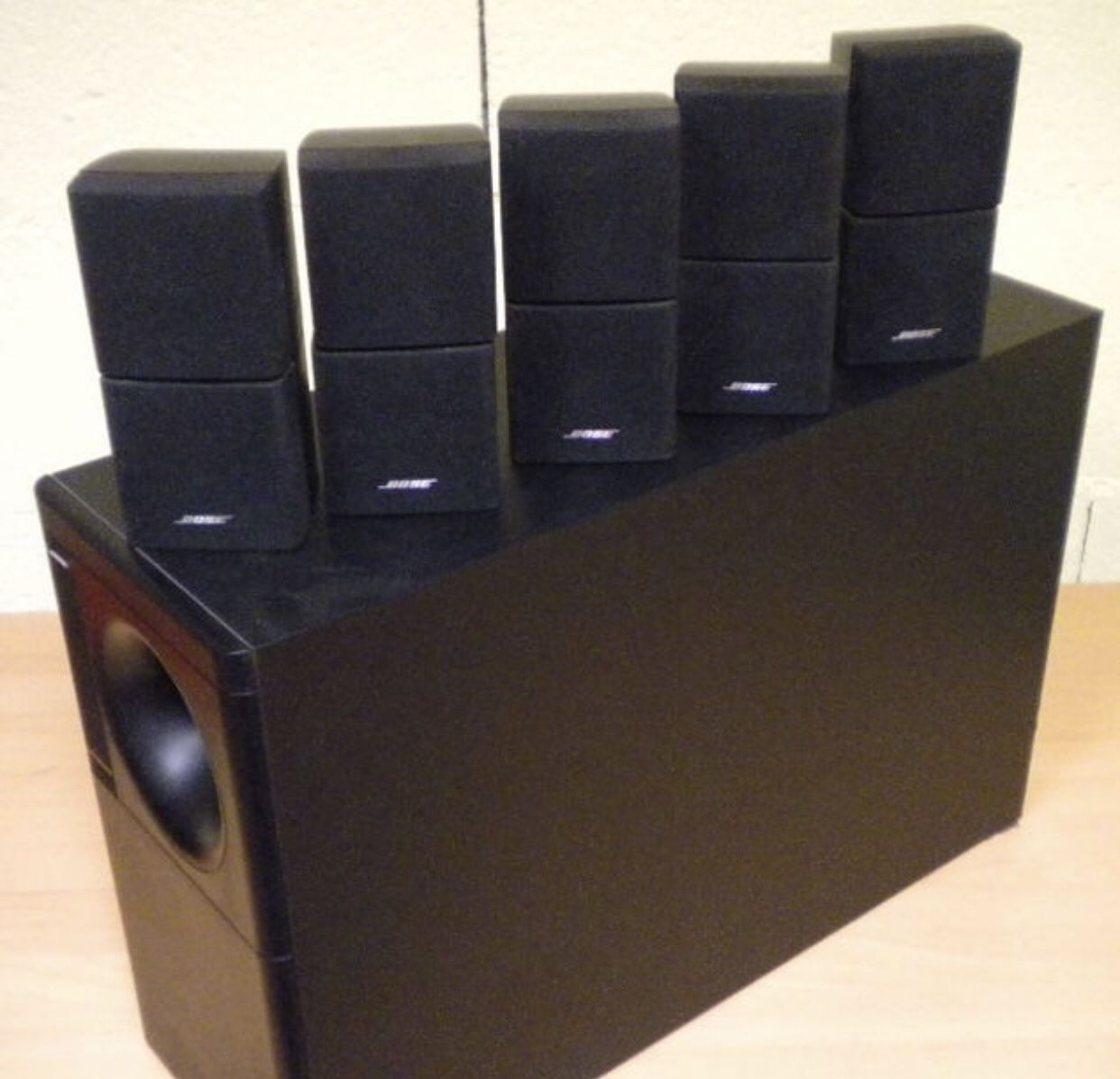 Bose Acoustimass® 10 home theater speaker system