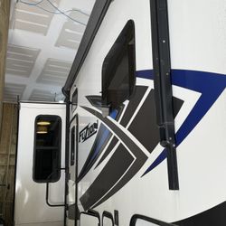 2020 Keystone Fusion 373