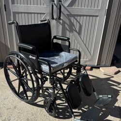 Brand New 18 Inch Wheel Chair