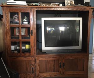 Entertainment Center & working TV