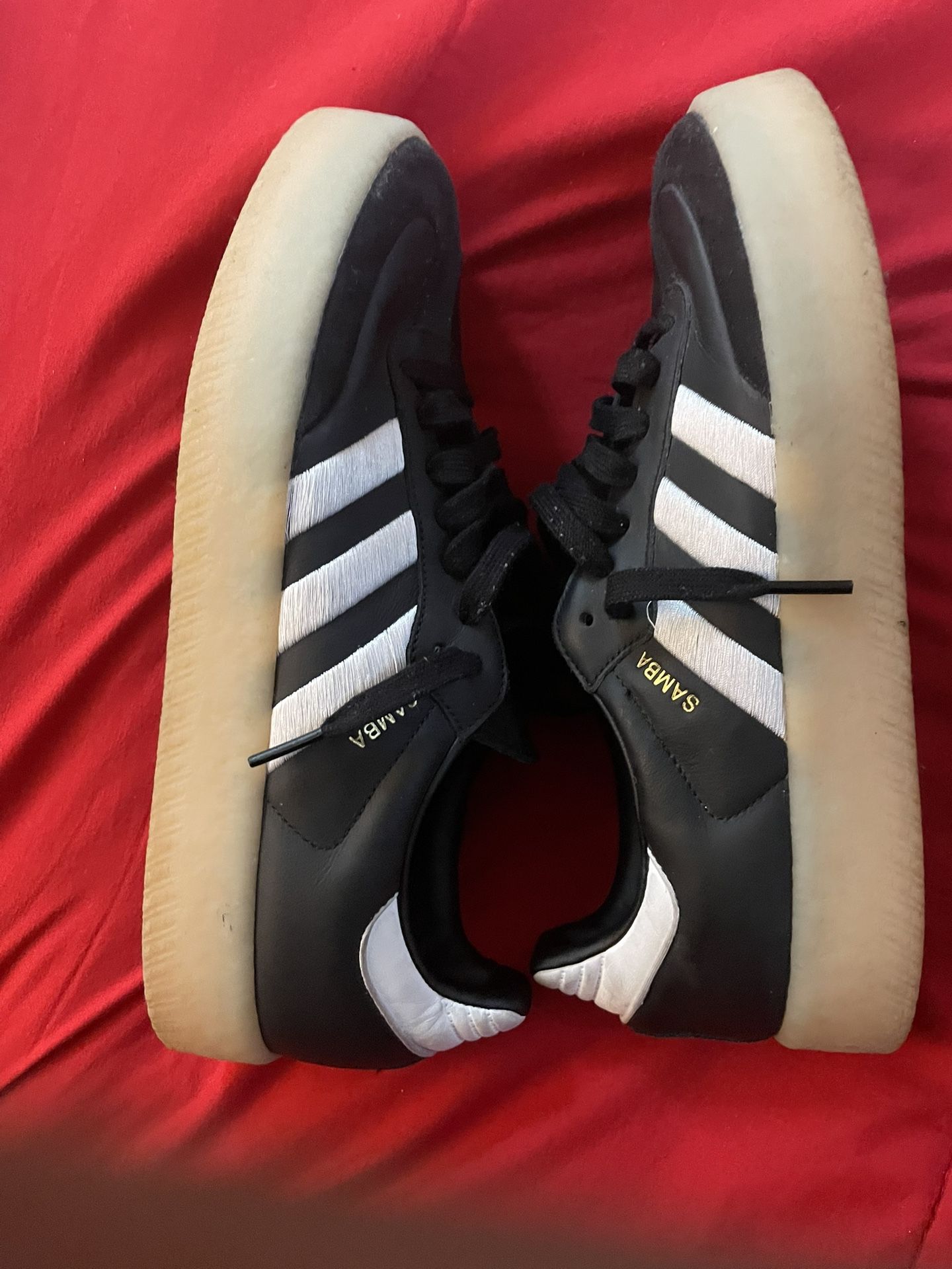 (SIZE 10) Women Adidas Sambae Shoes