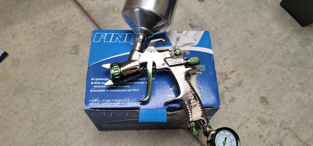 FINEX FX300 Spraygun With Regulator