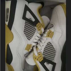 Jordan 4 Retro