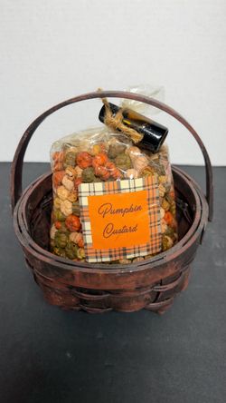 Pumpkin Custard Scented Potpourri Basket